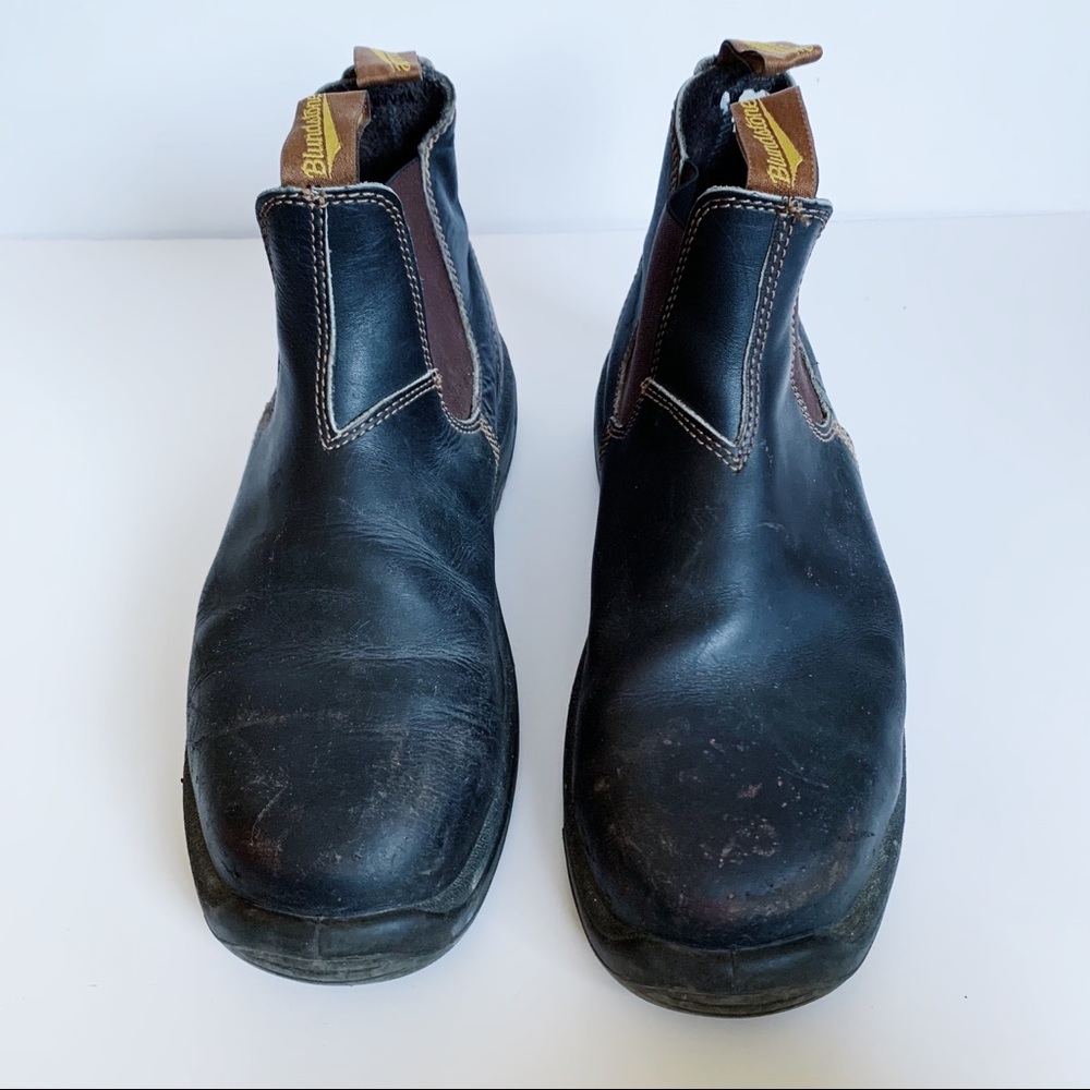 Blundstone Black Leather Chelsea Work Boots with Brown Elastic